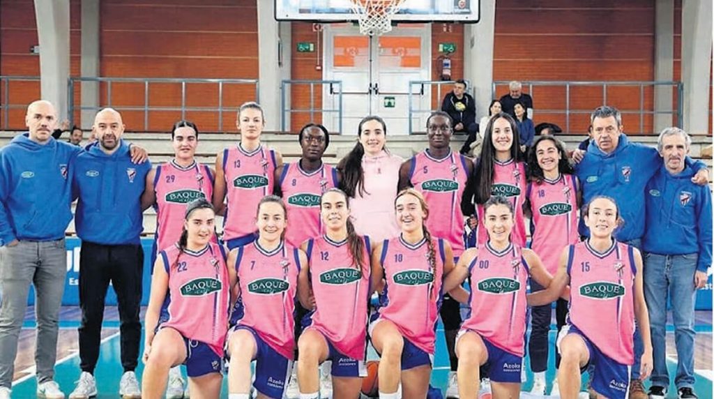 El equipo femenino Tabirako