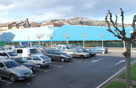 Obras de reasfaltado en los aparcamientos de Artunduaga y Soloarte parking artunduaga