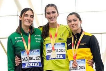 Julene Buozo, campeona de España Sub23 en salto de altura FOTO JULENE PODIUM SABADELL