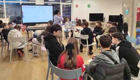 La participación de jóvenes se duplica en el nuevo Gaztegune gaztegune