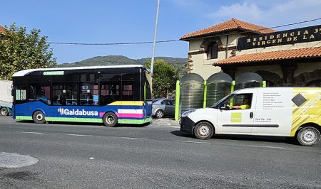 Corte de tráfico en la calle Aperribai entre los números 11 y 17 el 22 de mayo galdabusa