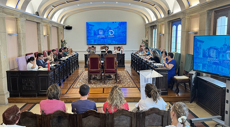 Actualizan los precios de los servicios de comedor y comida a domicilio para mayores pleno