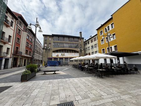 Correos Eraikina