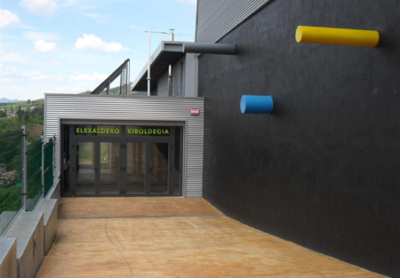 El polideportivo de Elexalde adelanta dos horas su apertura elexaldekirolweb
