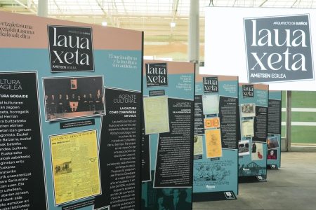 Lauaxeta erakusketa