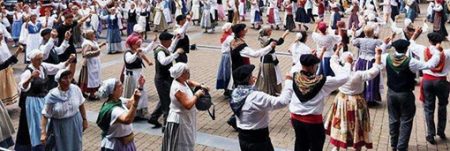 Bailes, romerías y tradición en el último barikupasa del año Habrá danzas en Barikupasa. (GU)