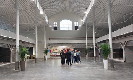 Los puestos de los baserritarras se trasladarán al nuevo mercado varios días.