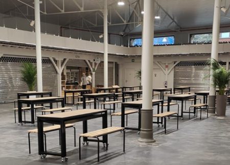 Vista parcial del renovado mercado. (DU)