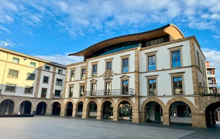Aprobación definitiva del Plan General de Ordenación Urbana El Ayuntamiento de Amorebieta-Etxano. (AU)