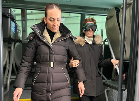 La ONCE sensibiliza a trabajadores del transporte para lograr un entorno inclusivo Un momento durante la jornada de sensibilización. (ONCE)