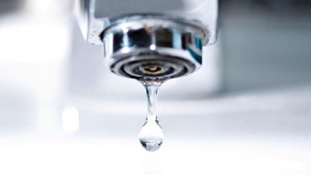 Corte de agua de los barrios adyacentes a la montaña a partir de las 15:00 horas Grifo agua