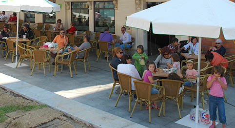 El plazo para la licencia de terraza hostelera cierra el 15 de diciembre Una terraza en Galdakao. (JOFE)