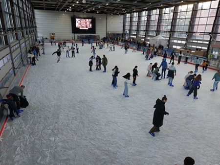 La pista de hielo de Durango abre el 20 de diciembre Pista de hielo en Durango. (DU)