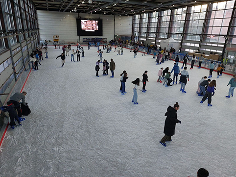 La pista de hielo de Durango abre el 20 de diciembre Pista de hielo en Durango. (DU)