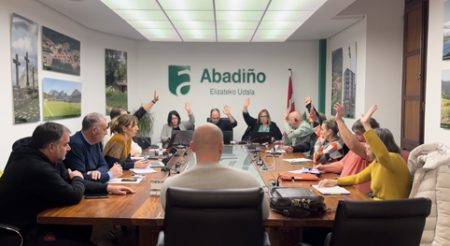 Momento de la votación. (AU)