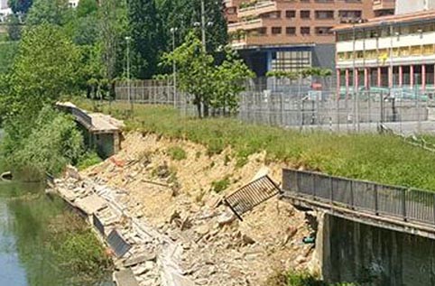 Acaban las obras del paseo de Soloarte entre el Mercabilbao y el campo de fútbol Desperfectos que debieron arreglarse en el Paseo de Soloarte. (AGE)
