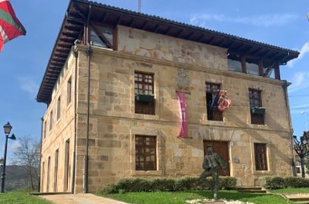 Ayuntamiento de Iurreta. (IU)