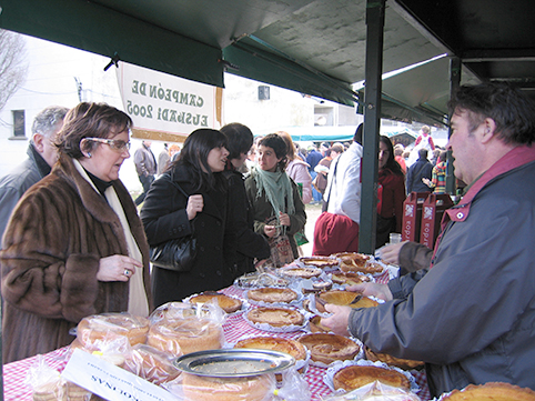 Inscripciones para los puestos de San Blas Feria de San Blas. (JOFE)