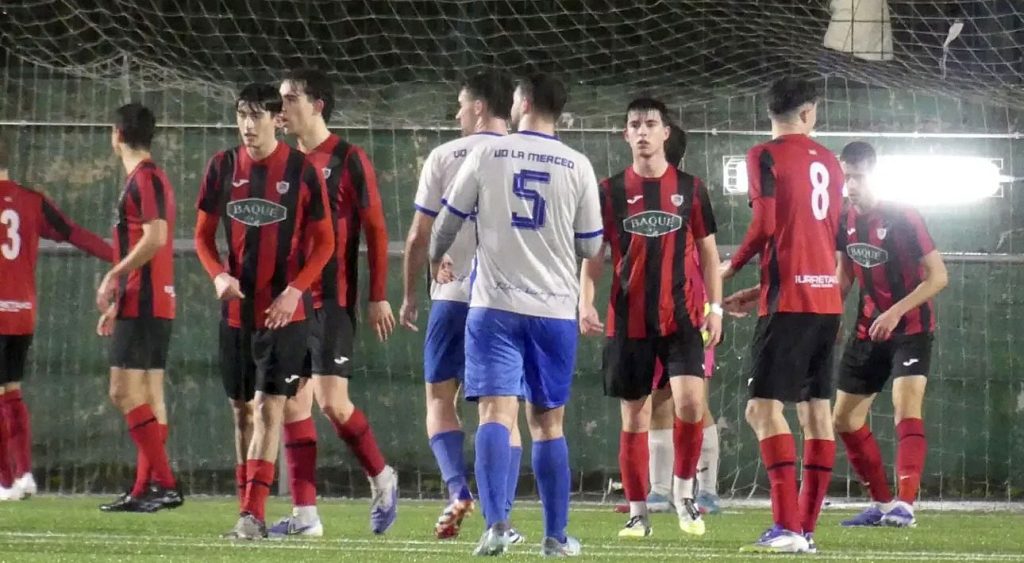 Imagen del último encuentro de los iurretarras contra La Merced. (IKT)