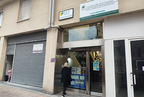 Inscripción en el Centro de Educación de Personas Adultas, hasta el 30 de enero CEPA Galdakao. (IL)