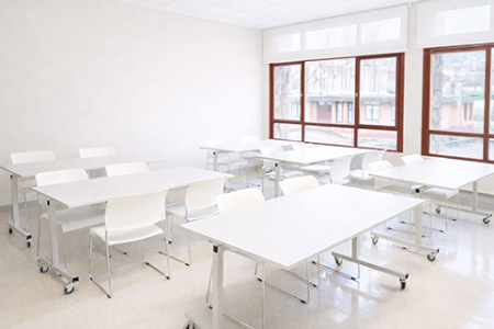 Más horas en las aulas de estudio de la biblioteca, Intxaurrondo y Landako I Aula de estudio. (DU)