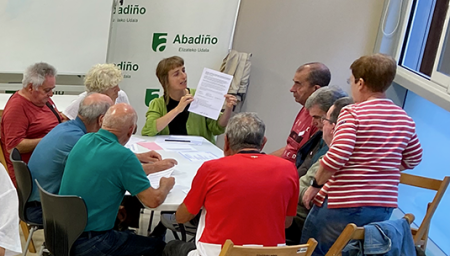 Abadiño Lagunkoia sigue con el proceso participativo en su segundo Plan de Acción Una de las reuniones. (AU)
