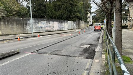 Avance en los trabajos de asfaltado Labores de asfaltado. (DU)
