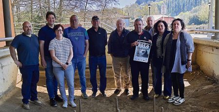Presentación oficial del Campeonato de Euskadi de Bolo en Amorebieta-Etxano. (AU)