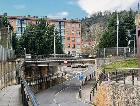 Paso subterráneo entre Zubikurtxe y Zubipunte. (AU)