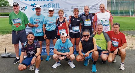 Ana Isabel Pineda corre por la diabetes en Artunduaga Los reunidos en la cita para apoyar el estudio de la diabetes. (Kiriki)