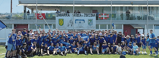 El Umore Ona asciende a Preferente Jugadores, cuerpo técnico y afición del Umore Ona celebrando juntos el ascenso a Preferente. (AI)