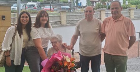 Antonia Barallobre cumplió 100 años. (GU)