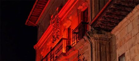 El Museo de Arte e Historia, de rojo por el Día Mundial del Donante de Sangre museo rojo
