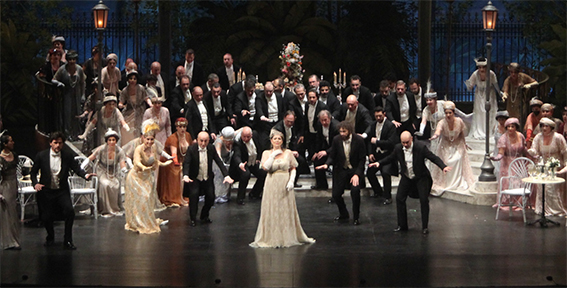 A la ópera para ver la Traviata… el 20 de octubre