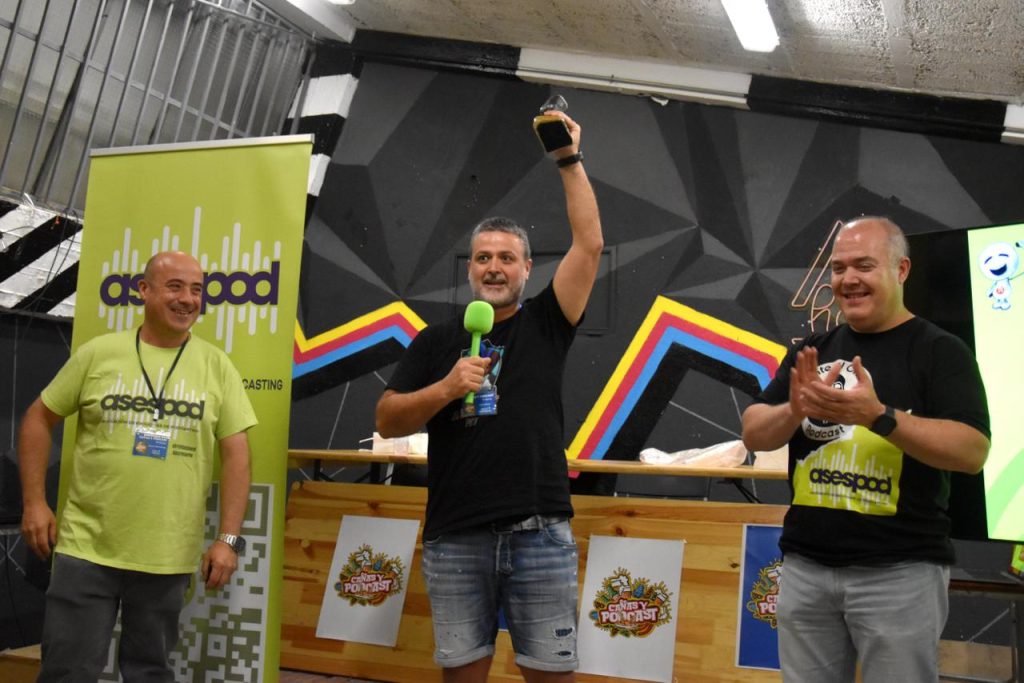 Un podcaster de Basauri gana el Mejor Pódcast del Público 2026