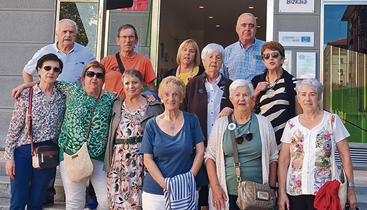 Visita al Museo Vasco, senderismo por Sopelana y cursos de memoria para mayores